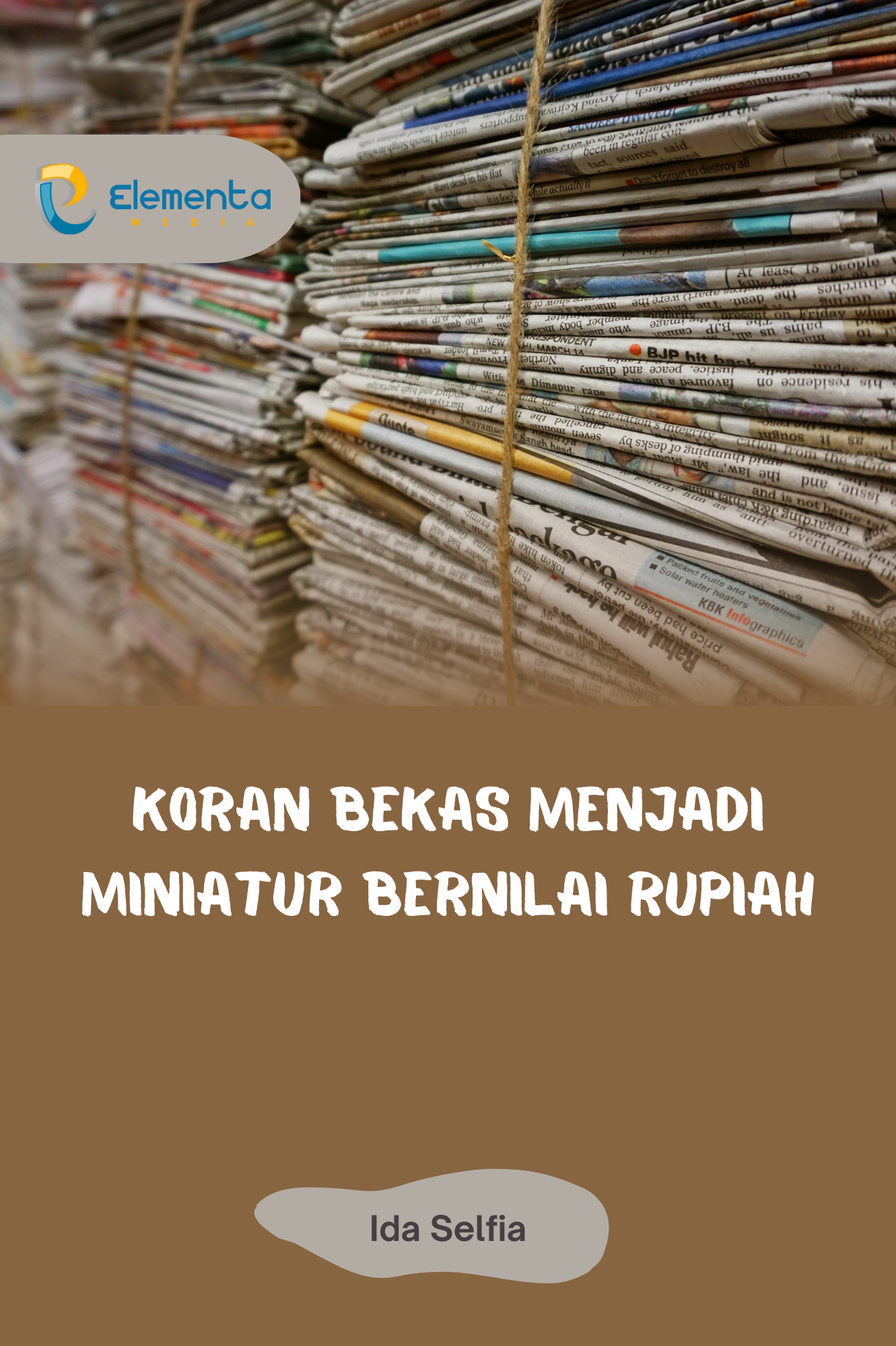 Koran bekas menjadi miniatur bernilai rupiah
