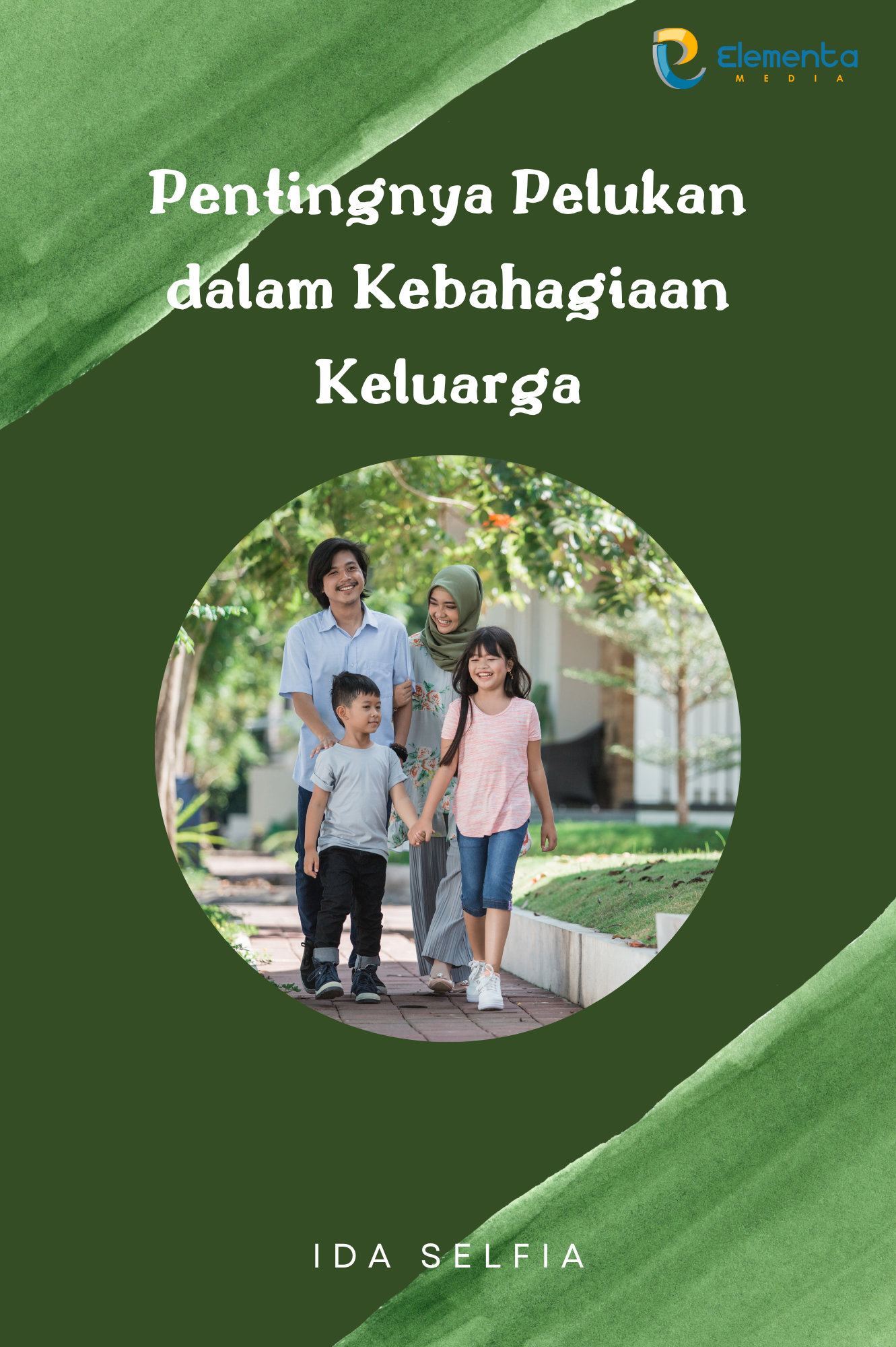 Pentingnya Pelukan dalam Kebahagiaan Keluarga